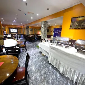 New Royal دبي